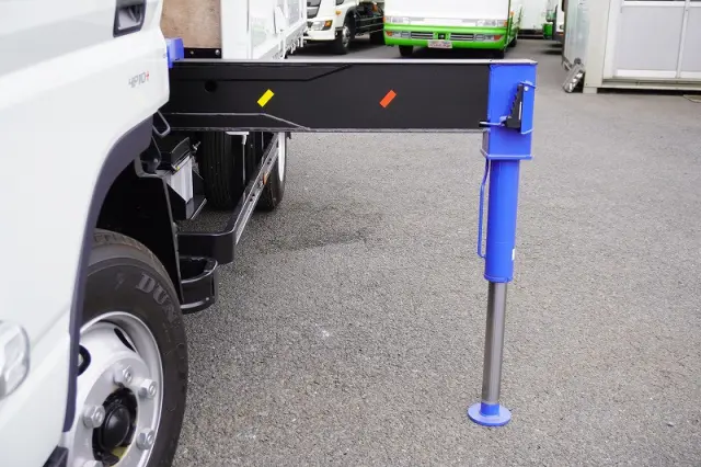 三菱 キャンター 2PG-FEB80(2WD)の写真25