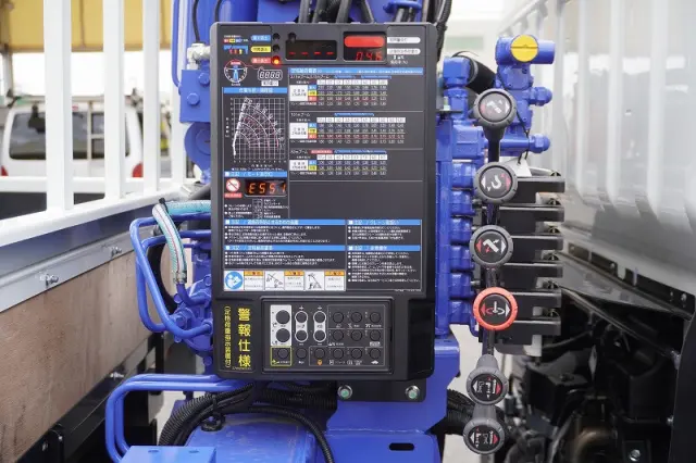 三菱 キャンター 2PG-FEB80(2WD)の写真28