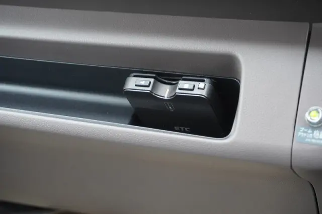 三菱 キャンター 2PG-FEB80(2WD)の写真35