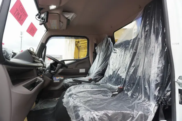 三菱 キャンター 2PG-FEB80(2WD)の写真41