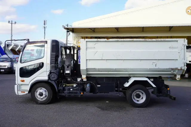 三菱 ファイター TKG-FK71F(2WD)の写真3