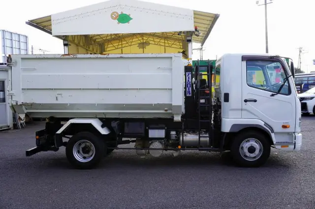 三菱 ファイター TKG-FK71F(2WD)の写真5