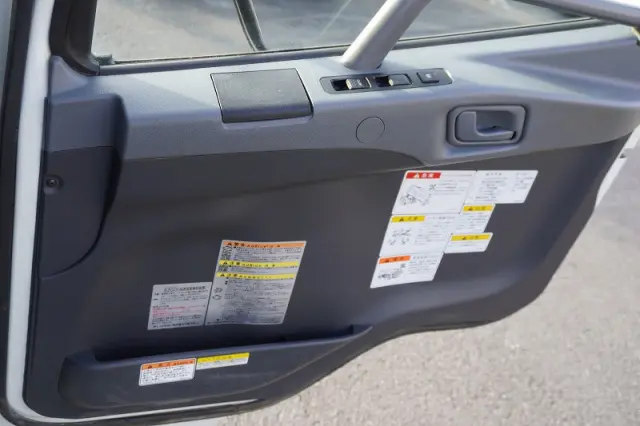 三菱 ファイター TKG-FK71F(2WD)の写真34