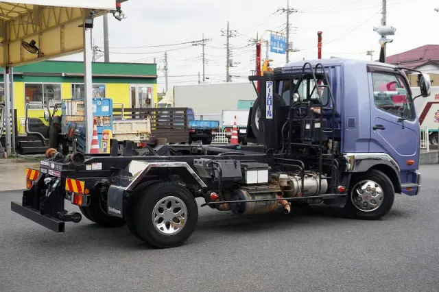 三菱 ファイター 2KG-FK71F(2WD)の写真8