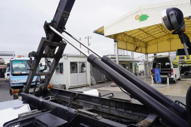 三菱 ファイター 2KG-FK71F(2WD)の写真22