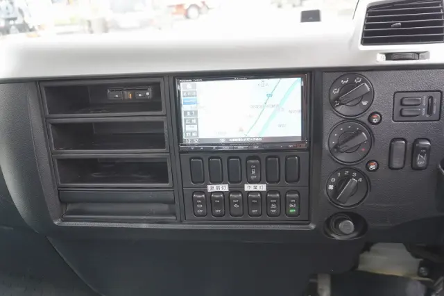 三菱 ファイター 2KG-FK71F(2WD)の写真27