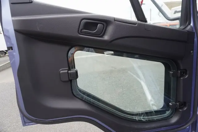 三菱 ファイター 2KG-FK71F(2WD)の写真36