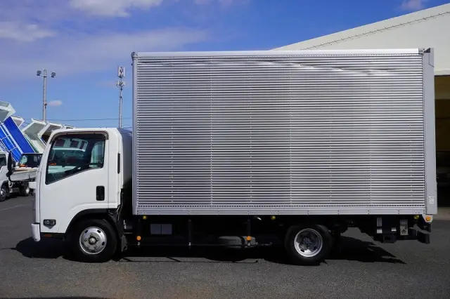 いすゞ エルフ TRG-NPR85AN(2WD)の写真3