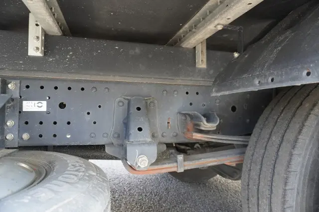 いすゞ エルフ TRG-NPR85AN(2WD)の写真12