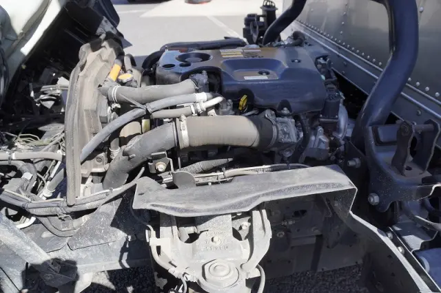 いすゞ エルフ TRG-NPR85AN(2WD)の写真15