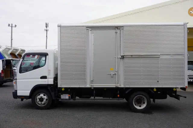 三菱 キャンター 2PG-FEB80(2WD)の写真3