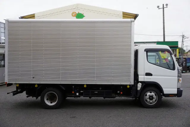 三菱 キャンター 2PG-FEB80(2WD)の写真5