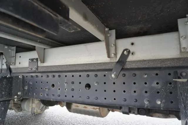 三菱 キャンター 2PG-FEB80(2WD)の写真12