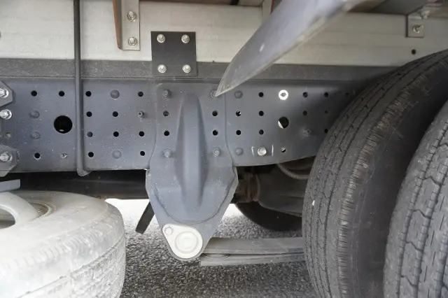 三菱 キャンター 2RG-FBA20(2WD)の写真12