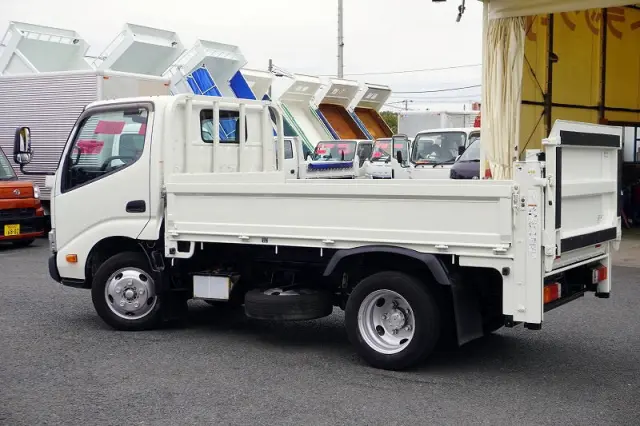 トヨタ ダイナ TKG-XZU605(2WD)の写真7