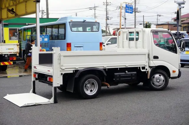 トヨタ ダイナ TKG-XZU605(2WD)の写真9