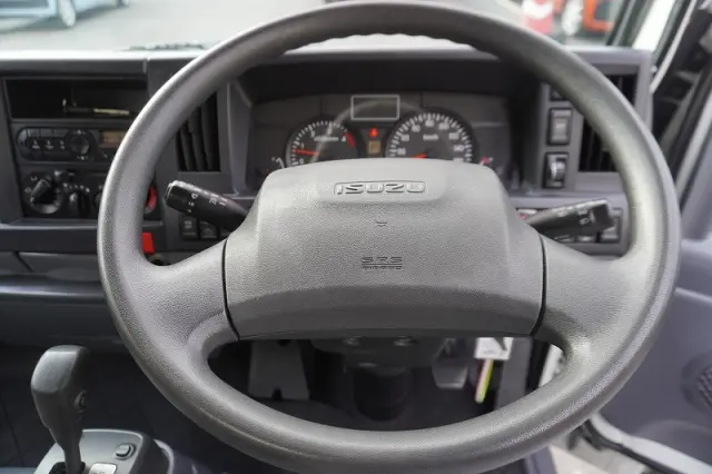 いすゞ エルフ TRG-NJR85AN(2WD)の写真29