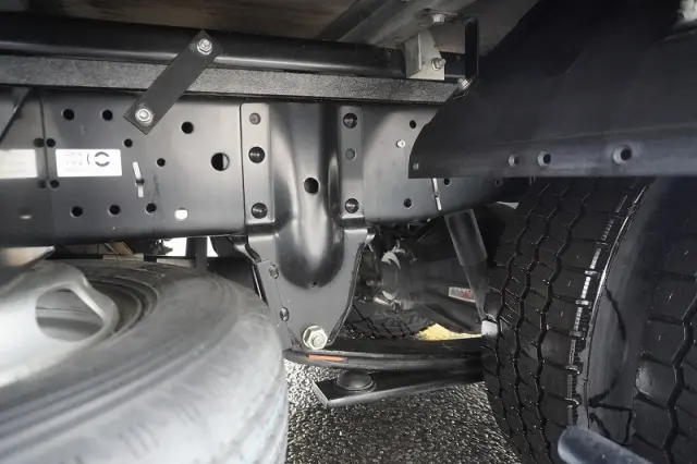 いすゞ エルフ TRG-NLR85AN(2WD)の写真11