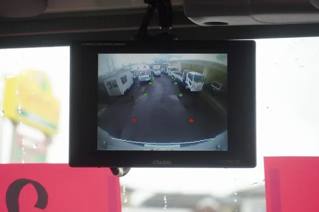 いすゞ エルフ TRG-NLR85AN(2WD)の写真32