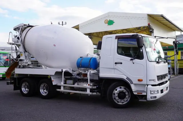 三菱 ファイター QDG-FQ62F(6x4)の写真6