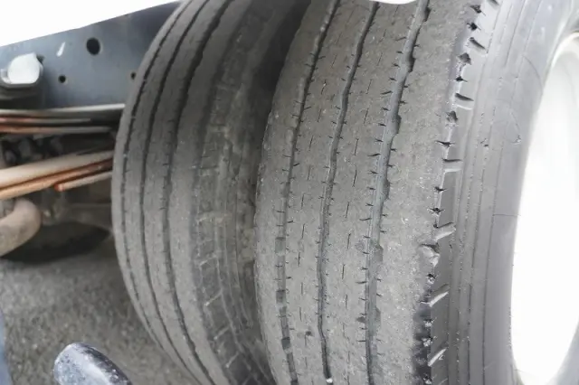 いすゞ エルフ TKG-NPR85YN(2WD)の写真11