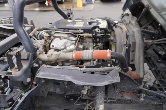 いすゞ エルフ TKG-NPR85YN(2WD)の写真16