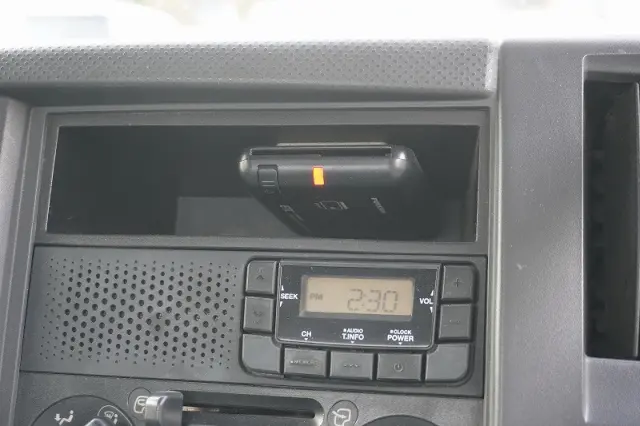 いすゞ エルフ TKG-NPR85YN(2WD)の写真33