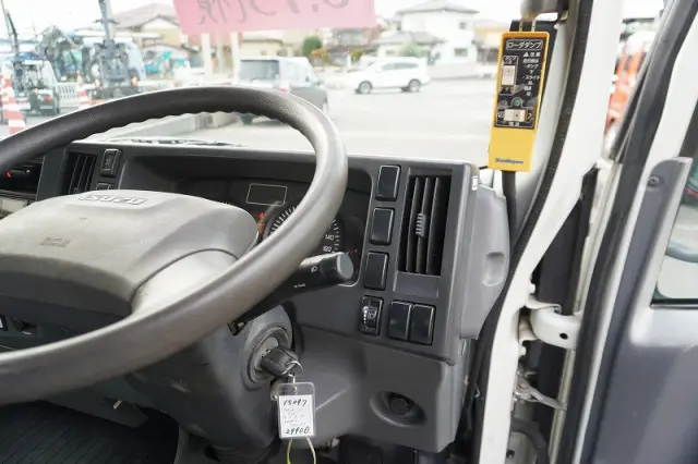 いすゞ エルフ TKG-NPR85YN(2WD)の写真34