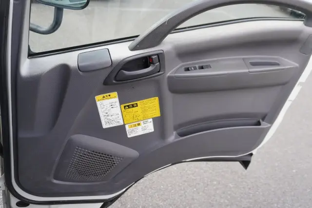 いすゞ エルフ TKG-NPR85YN(2WD)の写真35