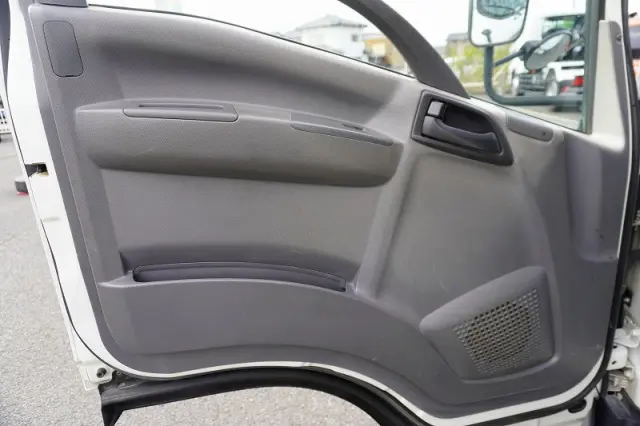 いすゞ エルフ TKG-NPR85YN(2WD)の写真40