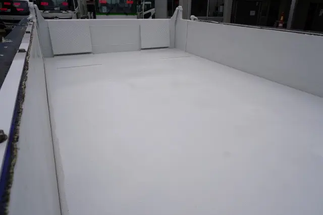 いすゞ エルフ TPG-NKR85AN(2WD)の写真25