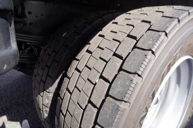 三菱 ファイター 2KG-FK62FZ(2WD)の写真11