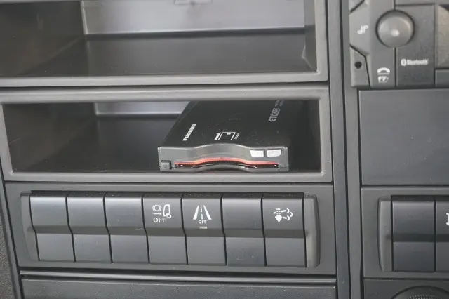 三菱 ファイター 2KG-FK62FZ(2WD)の写真39