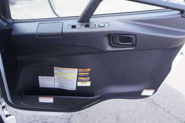 三菱 ファイター 2KG-FK62FZ(2WD)の写真42