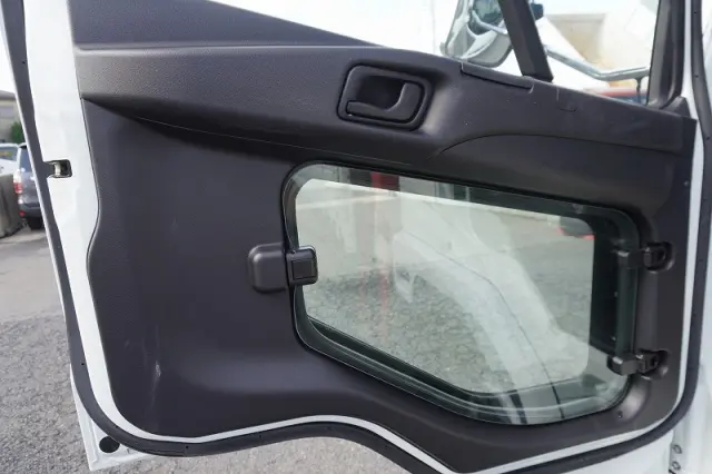 三菱 ファイター 2KG-FK62FZ(2WD)の写真47