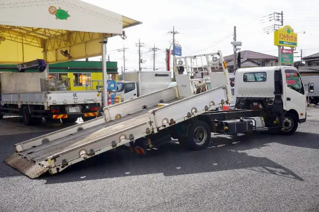 日野 デュトロ SDG-XZU720M(2WD)の写真9