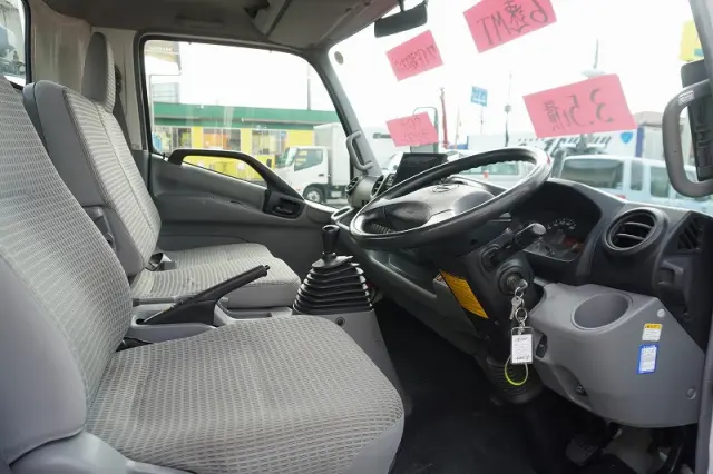 日野 デュトロ SDG-XZU720M(2WD)の写真37