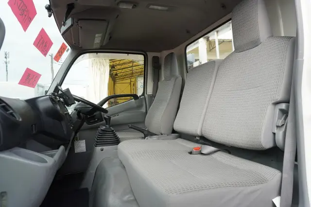 日野 デュトロ SDG-XZU720M(2WD)の写真39