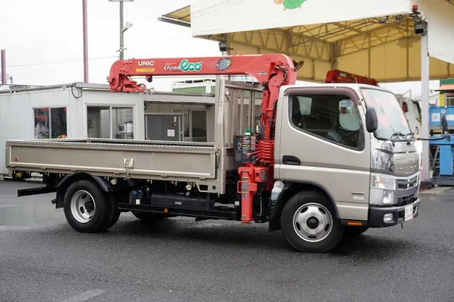 三菱 キャンター TPG-FEA50(2WD)の写真6