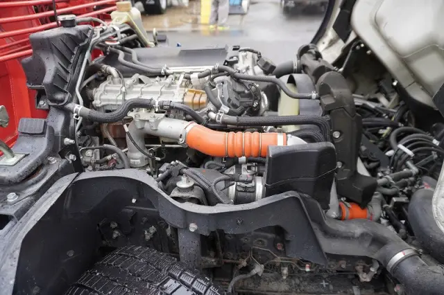 三菱 キャンター TPG-FEA50(2WD)の写真15