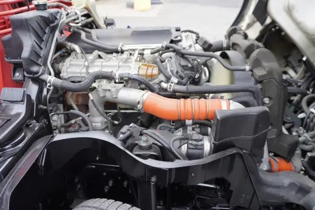 三菱 キャンター TPG-FEA50(2WD)の写真15