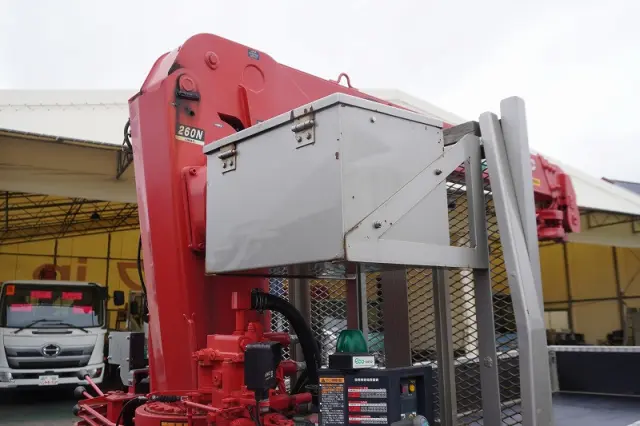 三菱 キャンター TPG-FEA50(2WD)の写真17