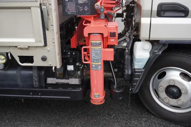 三菱 キャンター TPG-FEA50(2WD)の写真24