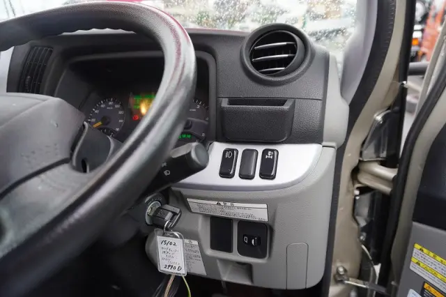 三菱 キャンター TPG-FEA50(2WD)の写真38