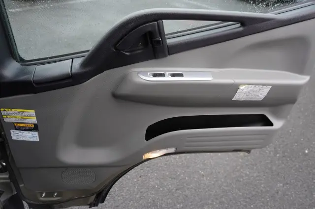 三菱 キャンター TPG-FEA50(2WD)の写真39