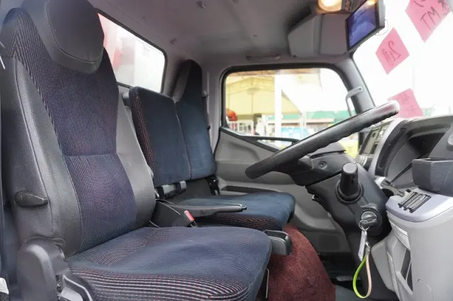 三菱 キャンター TPG-FEA50(2WD)の写真40