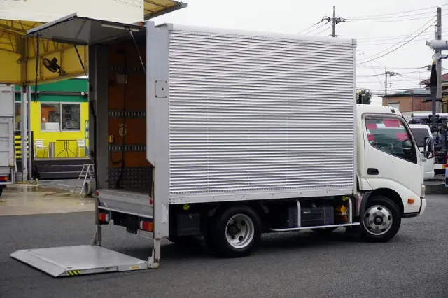 日野 デュトロ TKG-XZC605M(2WD)の写真9