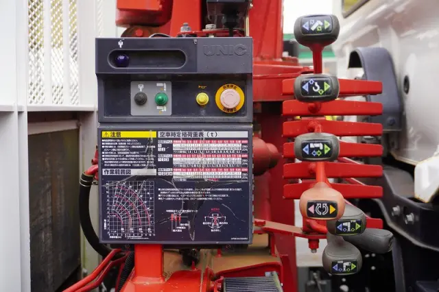 日野 レンジャー 2KG-FD2ABA(2WD)の写真28