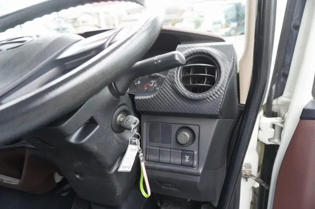 日野 レンジャー 2KG-FD2ABA(2WD)の写真35