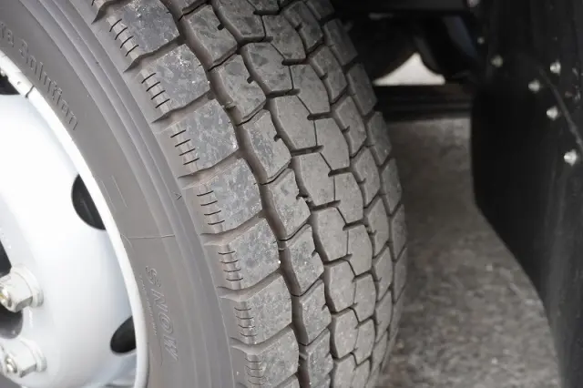 三菱 ファイター 2KG-FK62FZ(2WD)の写真9